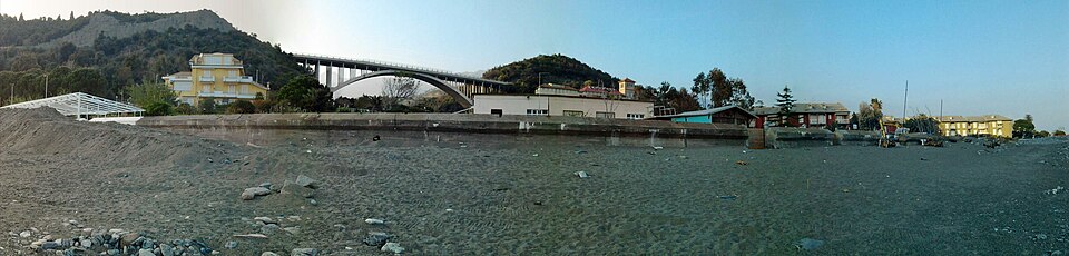 Spiaggia libera di Varazze
